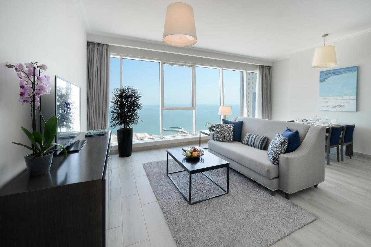 Centara West Bay Hotel & Residences Doha Bagian luar foto
