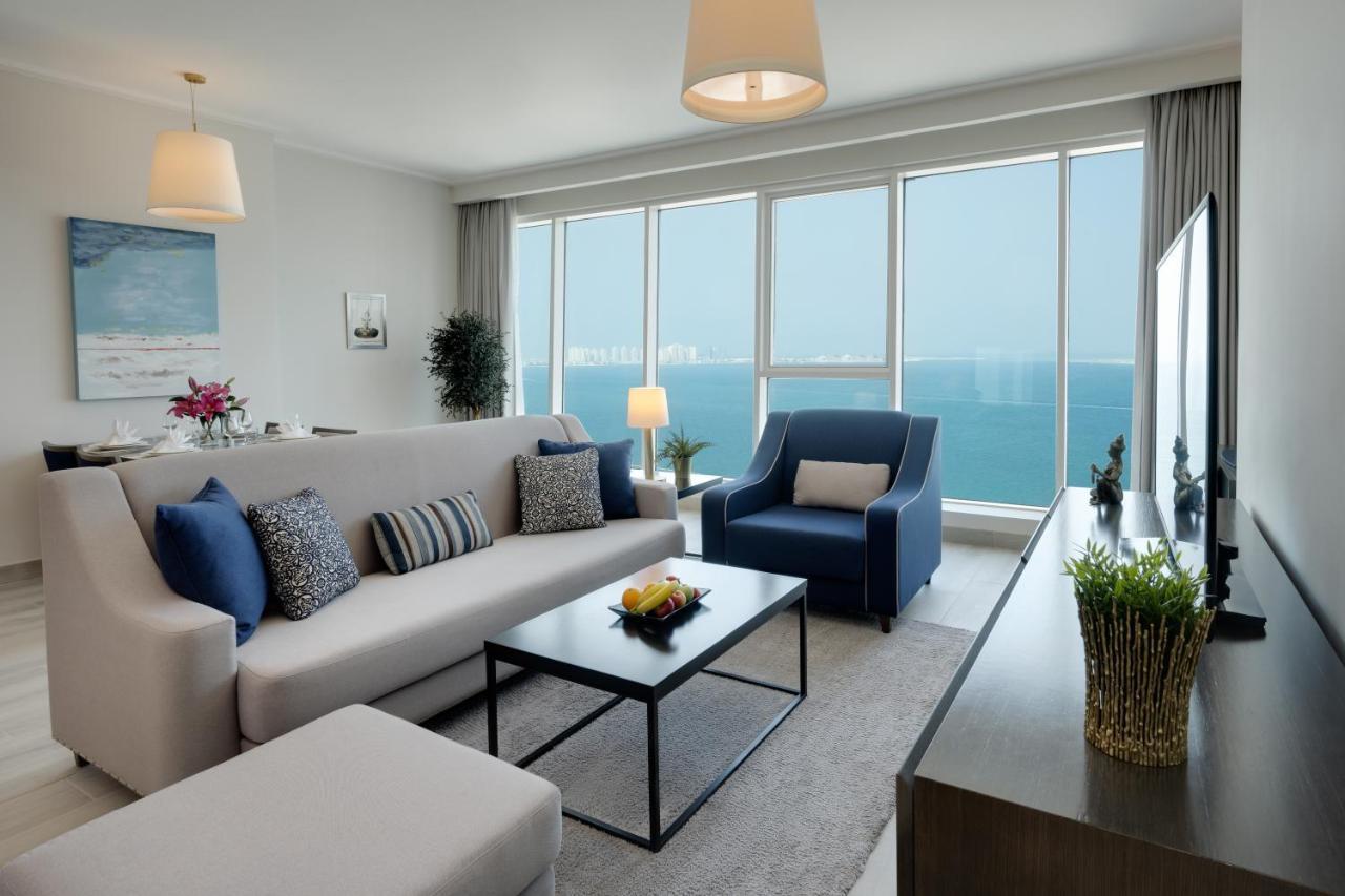Centara West Bay Hotel & Residences Doha Bagian luar foto