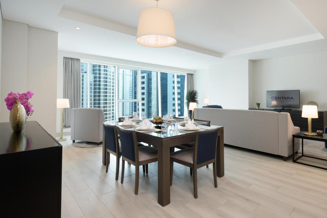Centara West Bay Hotel & Residences Doha Bagian luar foto A living room at the hotel
