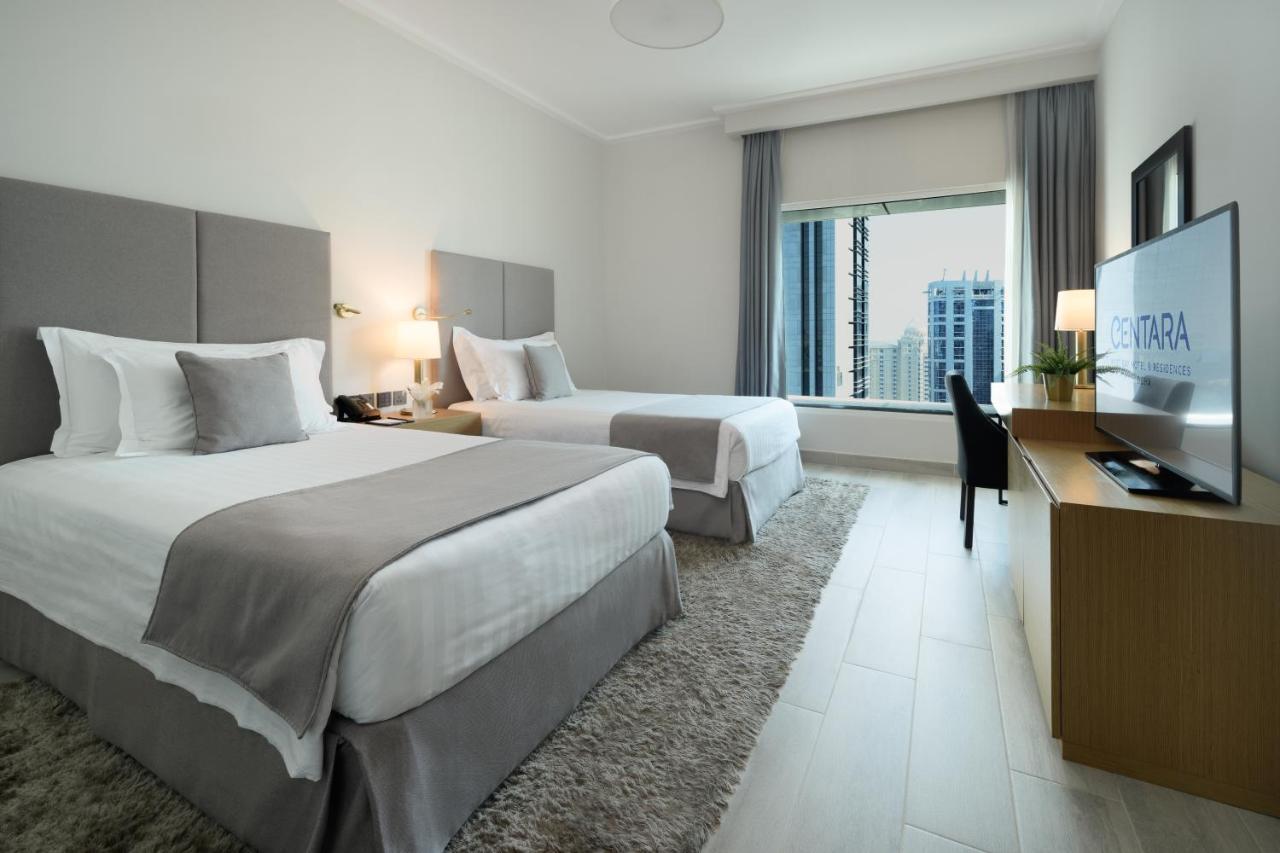 Centara West Bay Hotel & Residences Doha Bagian luar foto A room at the hotel