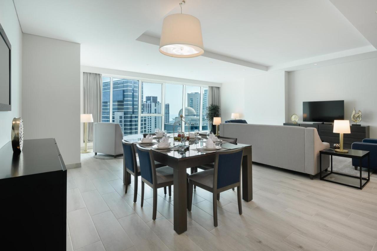 Centara West Bay Hotel & Residences Doha Bagian luar foto